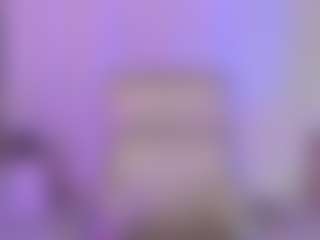 Live cam show with Angel Rouse - Double Penetration on Camsoda