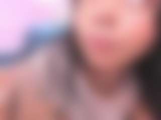 Live cam show with miiss-sofiii - Black Big Ass on Camsoda