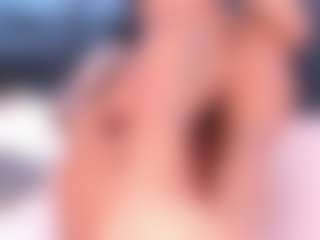 Live cam show with miiss-sofiii - Bedroom Ebony on Hubzter Live
