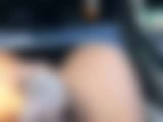 Live cam show with mrstrokeitright - Bedroom on liverealitysex.com