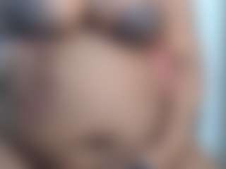 zazapiko MILF webcam performer live streaming