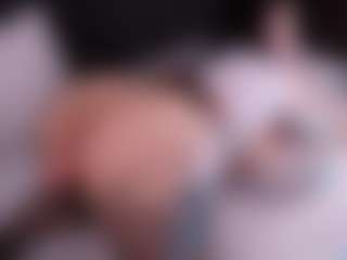 angelaa-thommson's Live Sex Cam Show