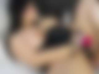 Live cam show with angelaa-thommson - Pale on fapnchat