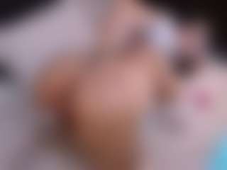 angelaa-thommson's Live Sex Cam Show