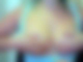 Celestee-pretty's Live Sex Cam Show