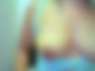 Show live cam dengan Celestee-pretty - Sexwebcam MILF di Camsoda