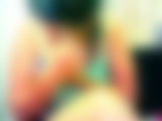 Celestee-pretty MILF webcam performer live streaming