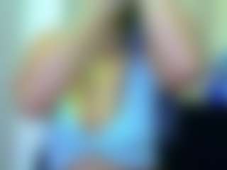 Live cam show with Celestee-pretty - White Mature on Cam Slut | colombia