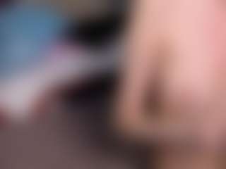 LullabyArt's Live Sex Cam Show