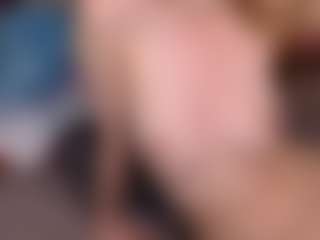 LullabyArt's Live Sex Cam Show
