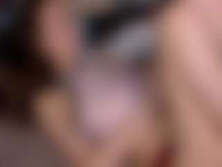 Live cam show with LullabyArt - Middle Aged on Cam Slut