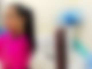Denychantall's Live Sex Cam Show