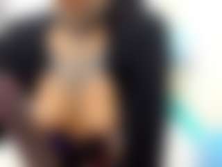 Denychantall's Live Sex Cam Show