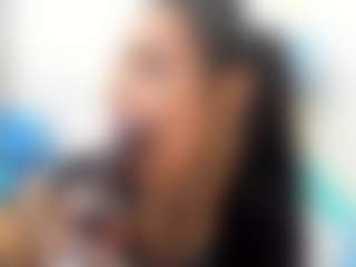 Denychantall's Live Sex Cam Show