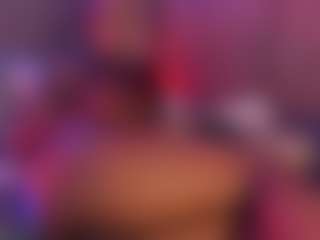 Live cam show with Taylor-West - Petite on Mixed Magazine Live