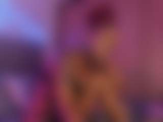 Live cam show with Taylor-West - Ebony on Strip Flash - Live Sex Shows | colombia