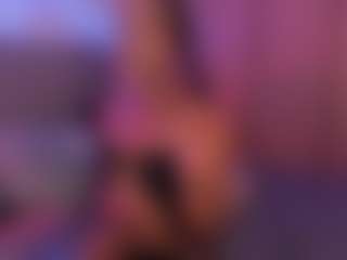 Live cam show with Taylor-West - Ebony on SpankPalCams | colombia