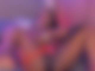 Live cam show with Taylor-West - Average on Camsoda