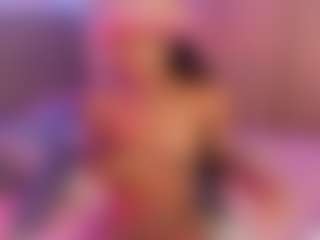 Live cam show with Taylor-West - Squirt on Ass Tok