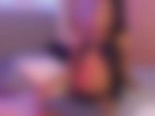 Live cam show with Taylor-West - Double Penetration on AdultVida.com