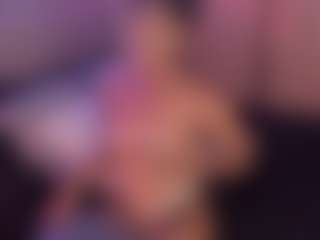Live cam show with Taylor-West - Black Squirt on Big Tits