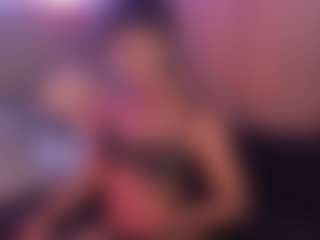 Live cam show with Taylor-West - Bedroom Ebony on PervPlay.com