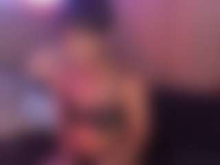 Live cam show with Taylor-West - Ebony Petite on Porn Luv | colombia