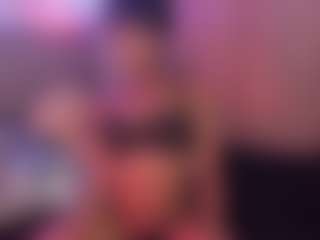 Live cam show with Taylor-West - Ebony on boobsie.com | colombia