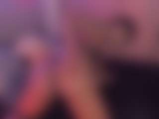 Live cam show with Taylor-West - Bedroom Ebony on LiveSexCams6