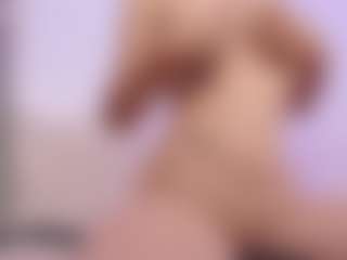 Live cam show with Anna - Spank on Fling VIP Chat