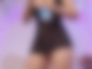Live cam show with Anna - Athletic on Camsoda