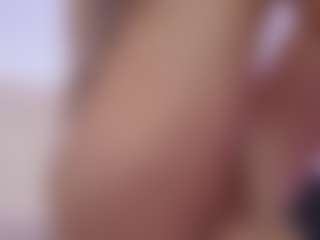Live cam show with Anna - Athletic Shaved Pussy on Camsoda Late Night