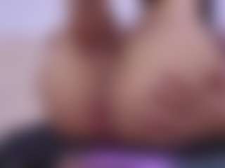 Anna's Live Sex Cam Show