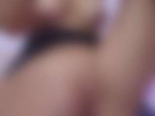 Live cam show with Anna - Athletic Amateur on Camsoda