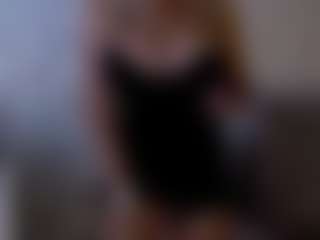 evarelusionj's Live Sex Cam Show