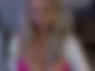 Live cam show with evarelusionj - Blue Eyes on Mixed Magazine Live