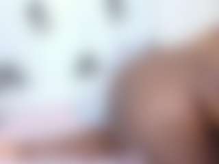 Live cam show with Jannaday - MILF on Hubzter Live