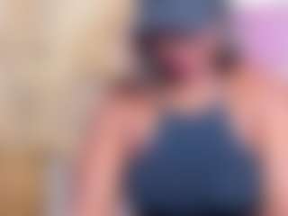 Live cam show with Jannaday - Ebony on Uber Horny | colombia