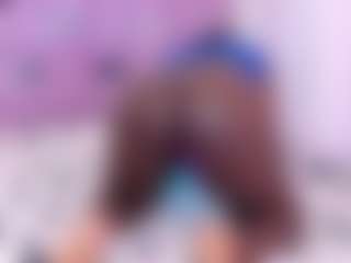 Live cam show with Jannaday - Black MILF on alttransgirls