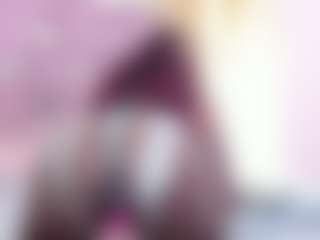 Live cam show with Jannaday - Ebony MILF on Uber Horny