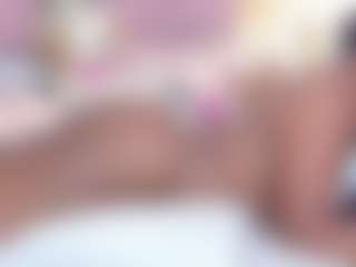 Live cam show with Jannaday - Brown Eyes Black on Camsoda