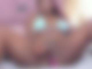 Live cam show with Jannaday - Spank on crypto-cams