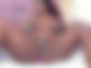 Live cam show with Jannaday - Double Penetration on SinfulBabes
