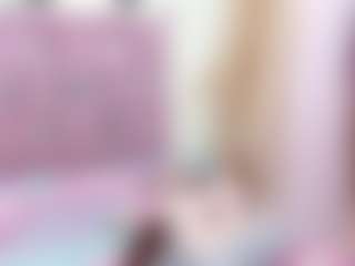Live cam show with Jannaday - Ebony MILF on Camsoda
