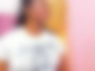 Live cam show with Jannaday - Ebony MILF on Gym Cam Girls
