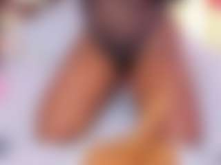 Live cam show with Jannaday - Public Black on xfollow cams