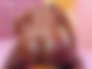 Jannaday MILF webcam performer live streaming