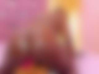 Live cam show with Jannaday - Public on googirlz