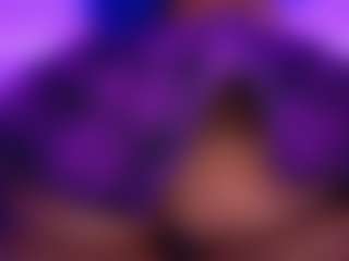 Live cam show with Oxlemon - Bedroom on livesuperchat.net