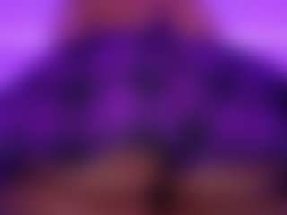 Live cam show with Oxlemon - MILF on Camsoda